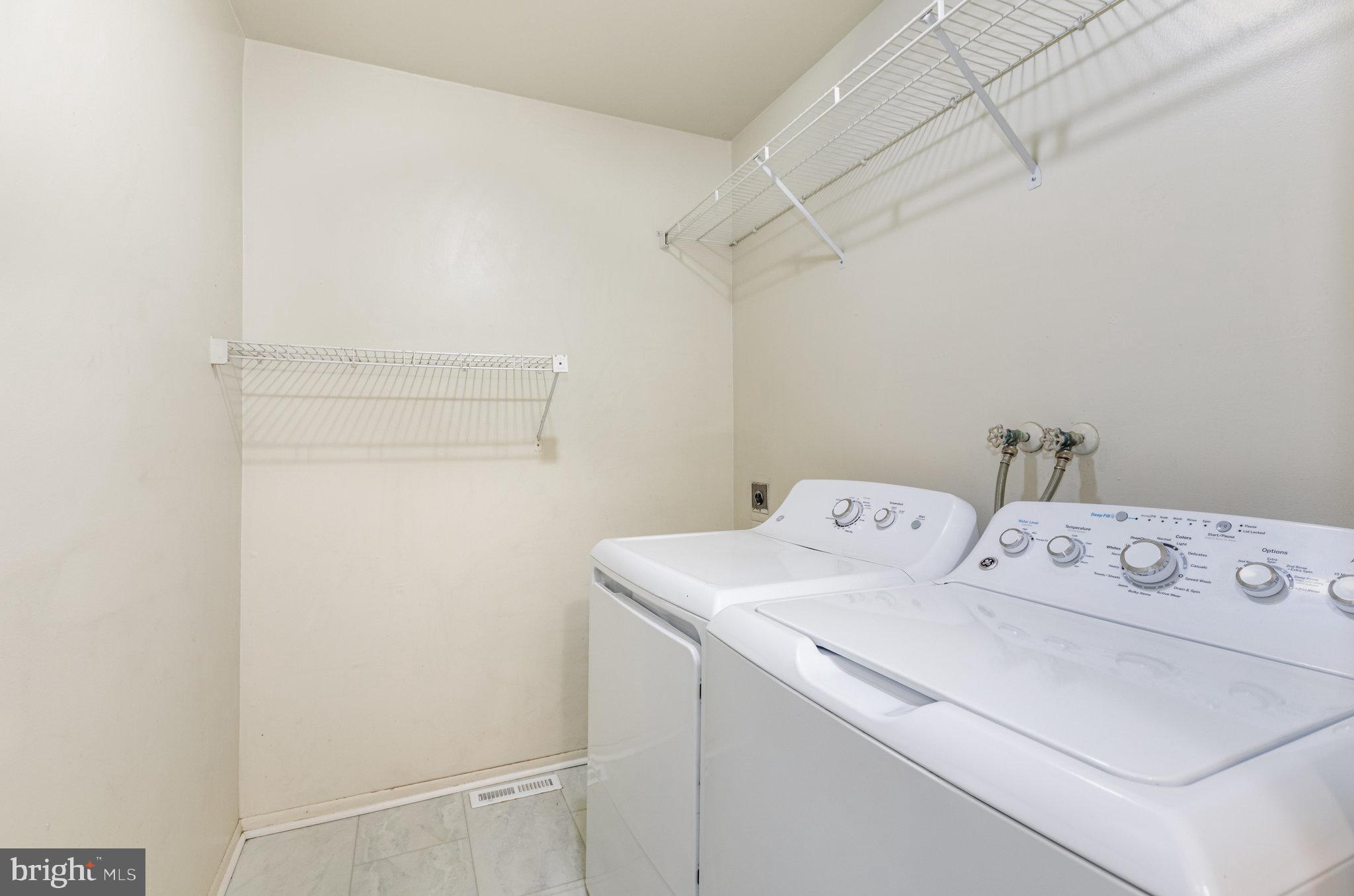 2609 CRANBERRY CIRCLE