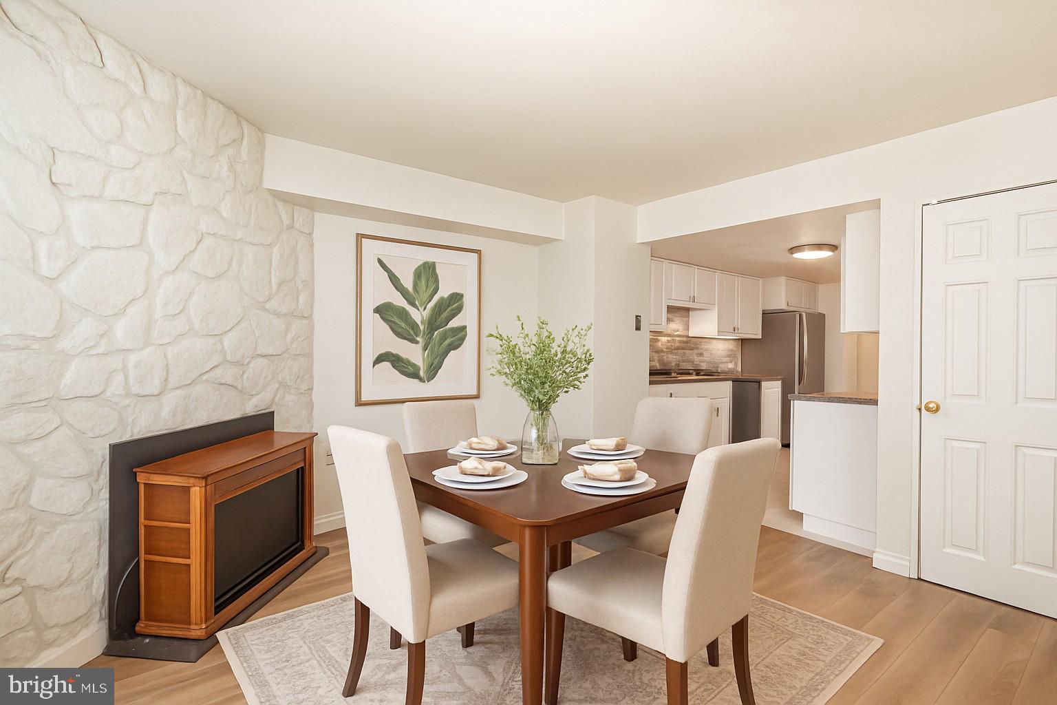 2609 CRANBERRY CIRCLE