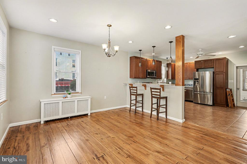 126 E MARKET STREET