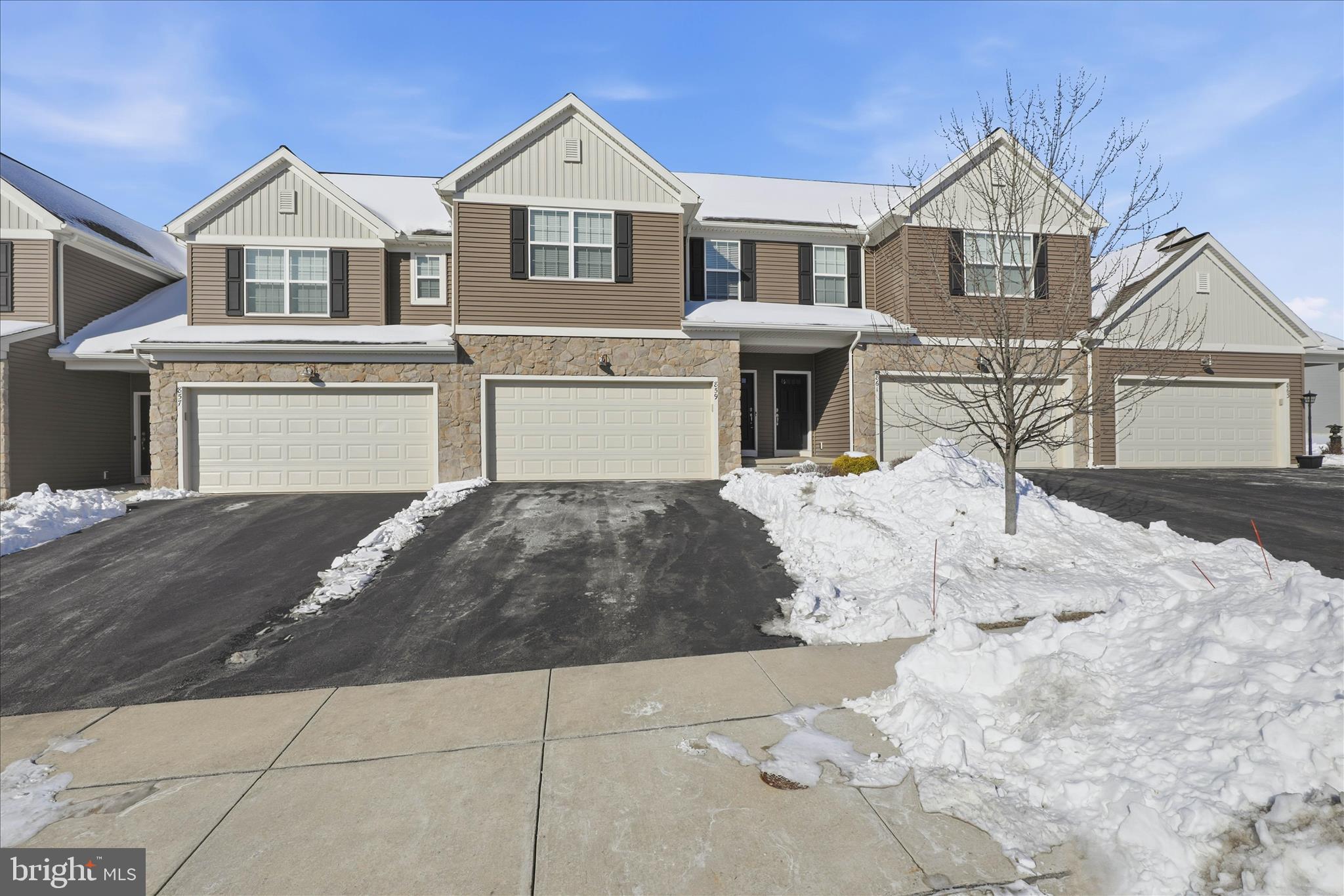 859 ANTHONY DRIVE