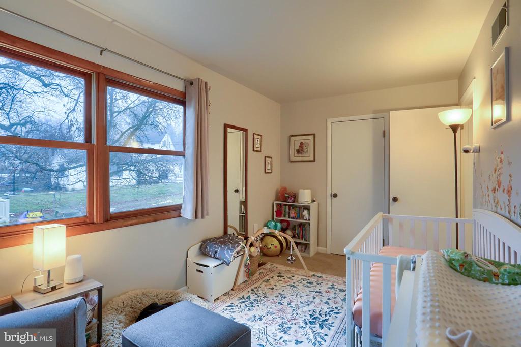 23 S 24TH STREET