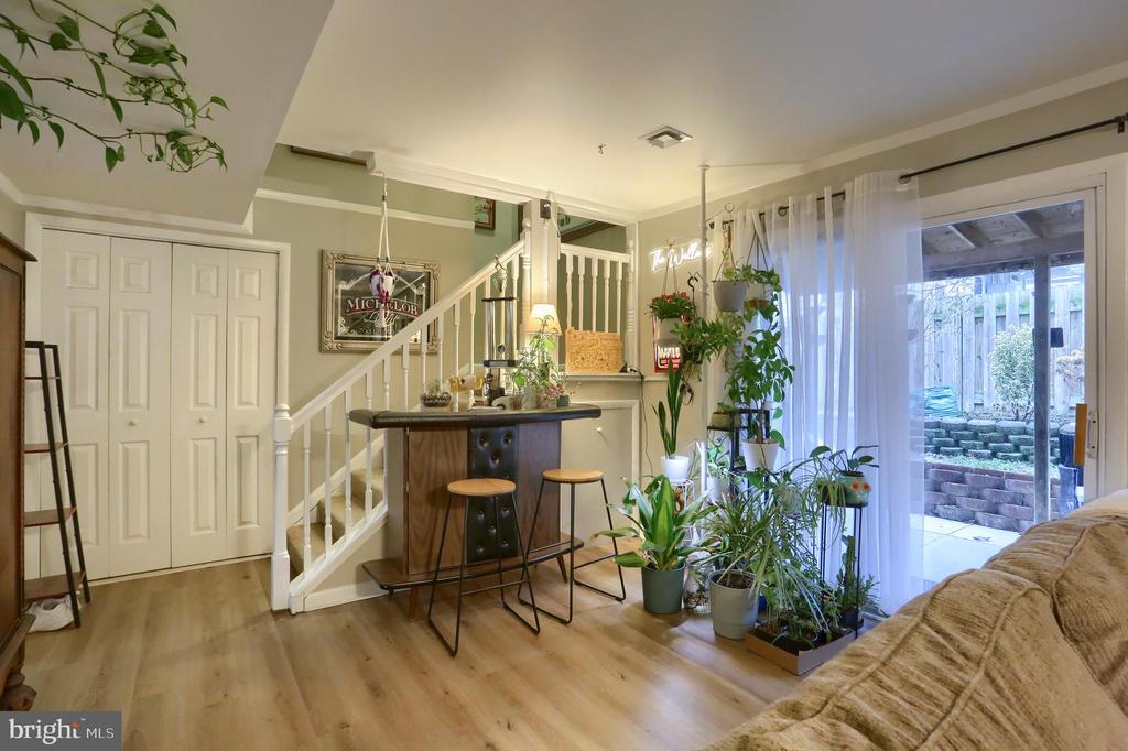 23 S 24TH STREET