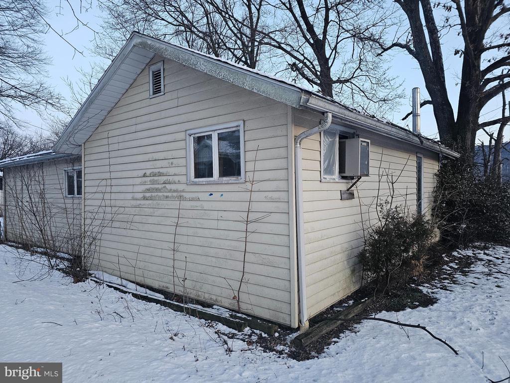1054 WATER GAP LANE