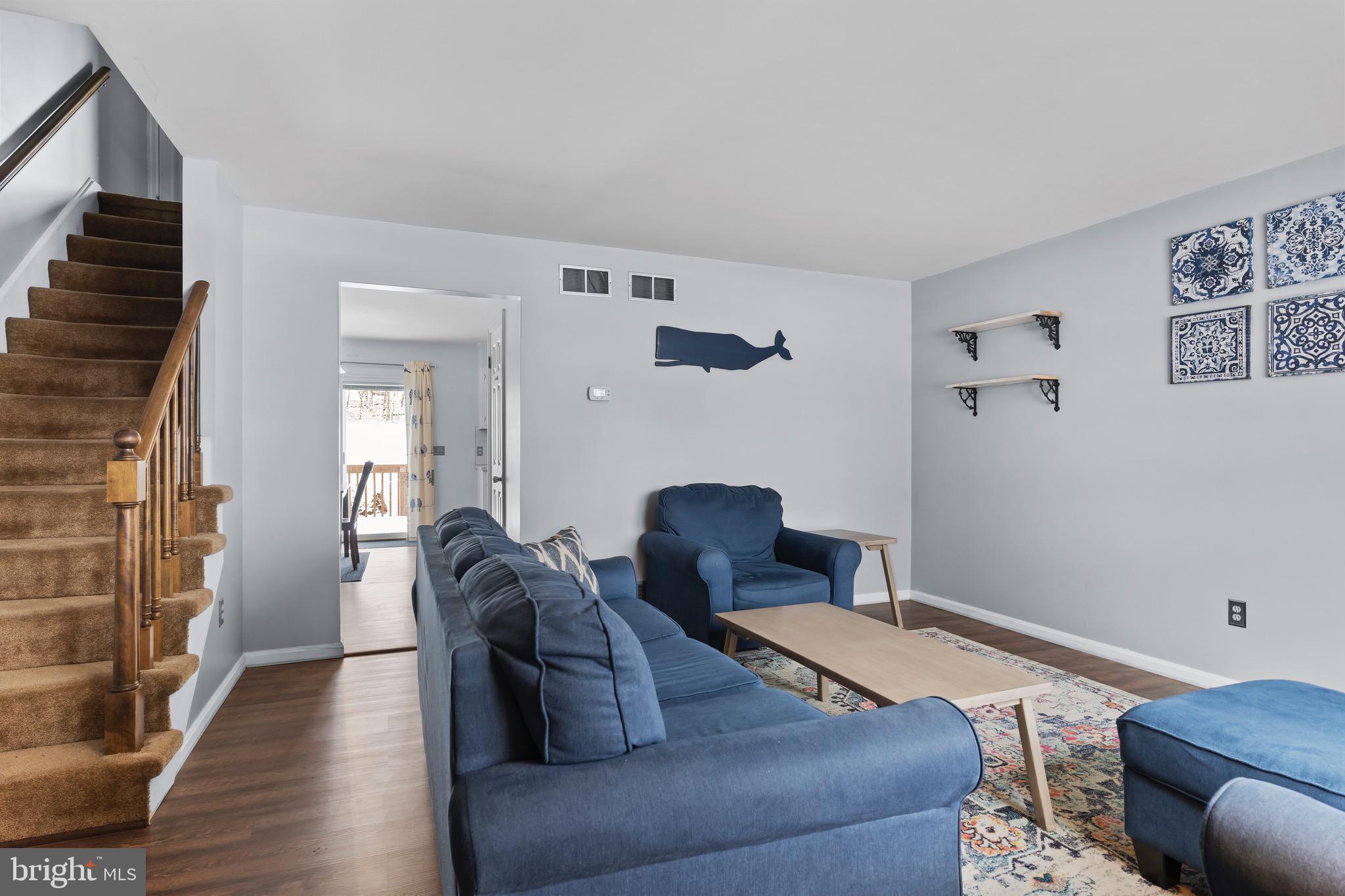 206 SCHOOLHOUSE LANE