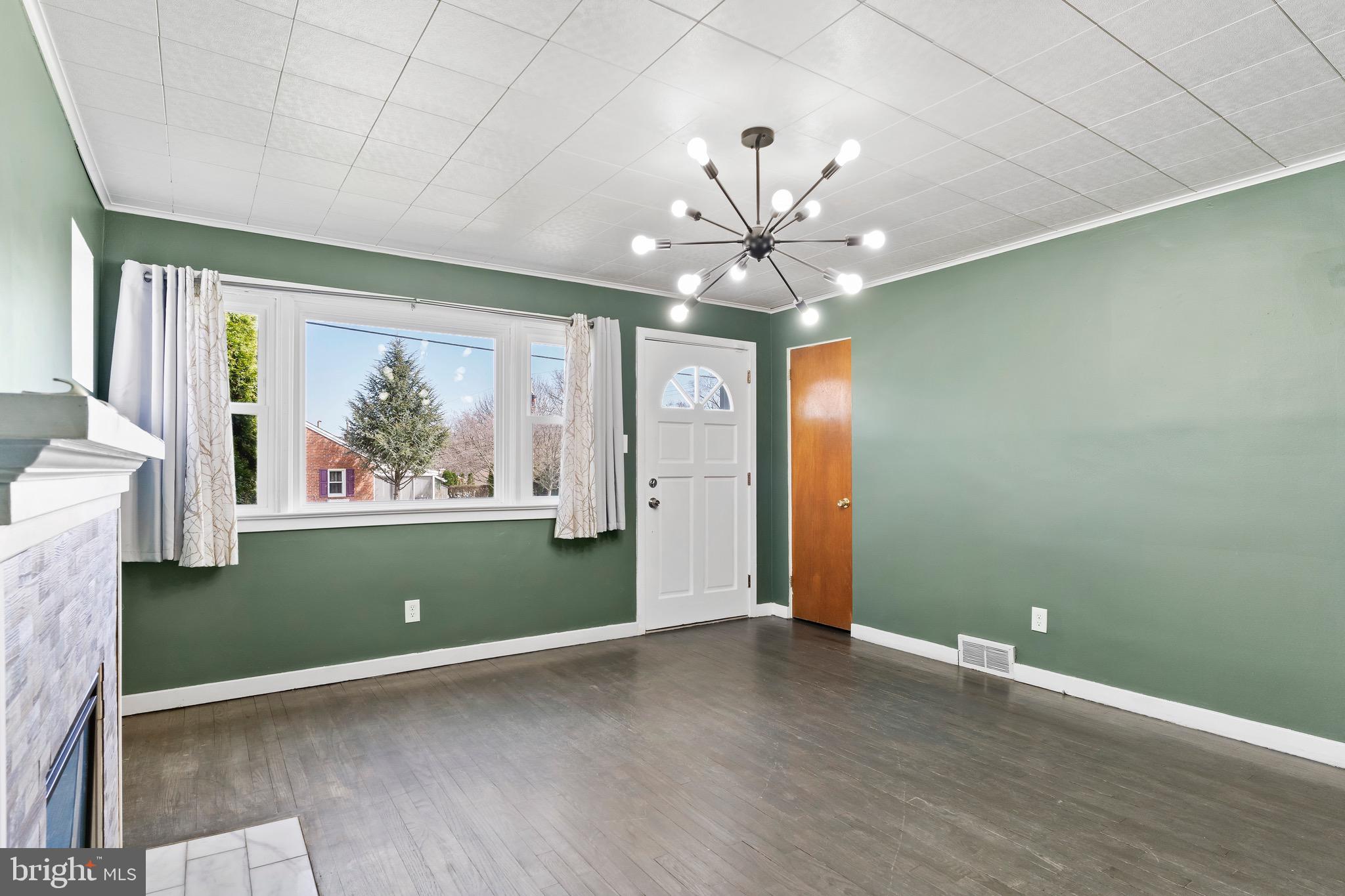 5002 COLORADO AVENUE