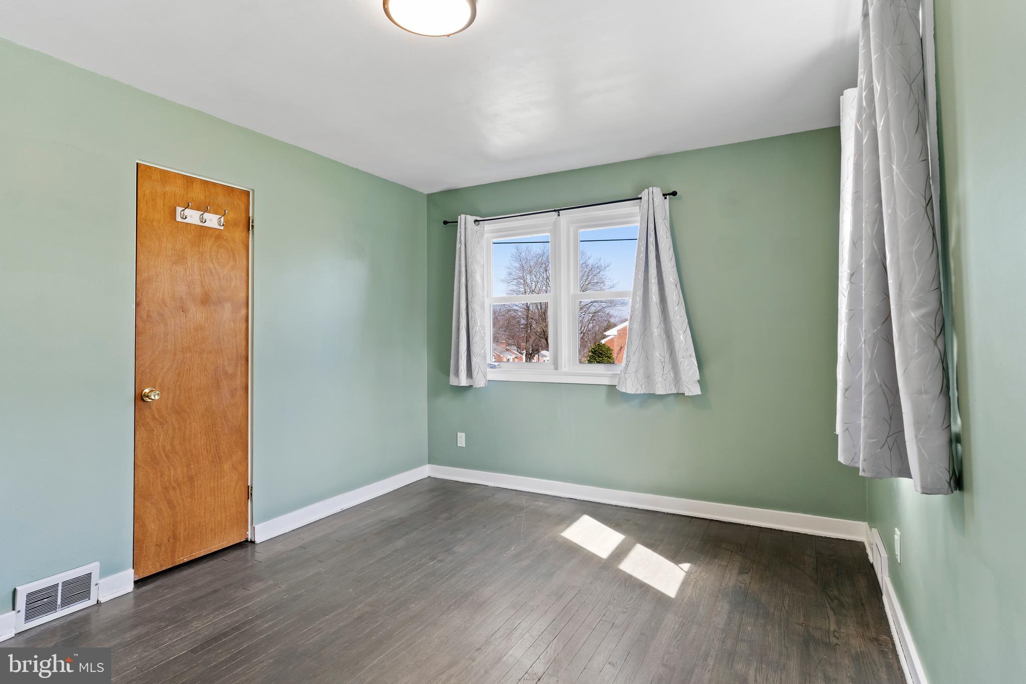 5002 COLORADO AVENUE