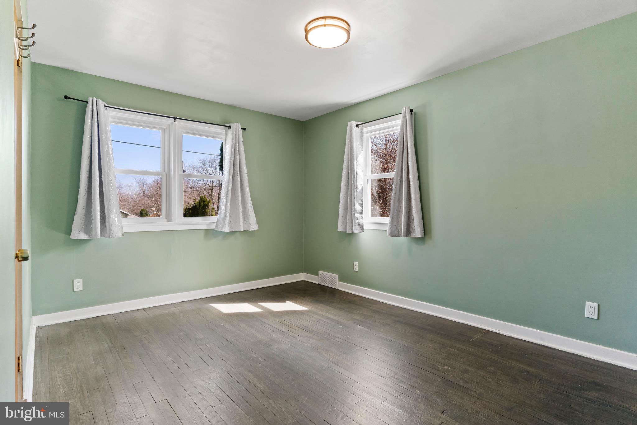 5002 COLORADO AVENUE