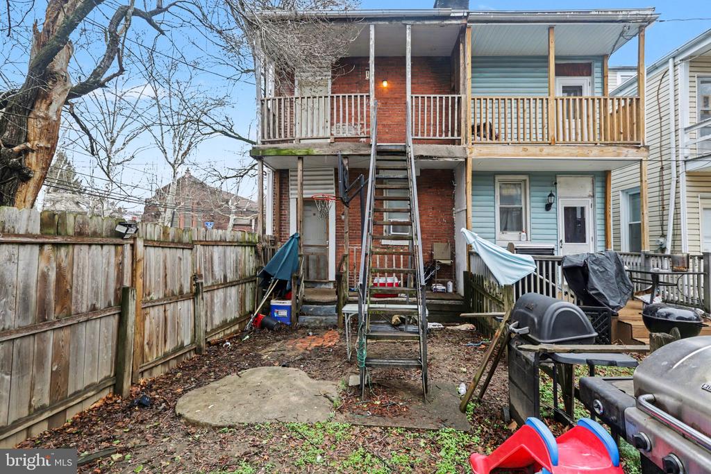 524 N 16TH STREET