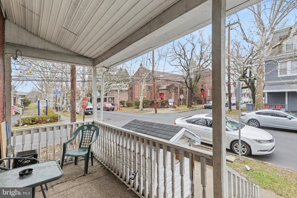 524 N 16TH STREET