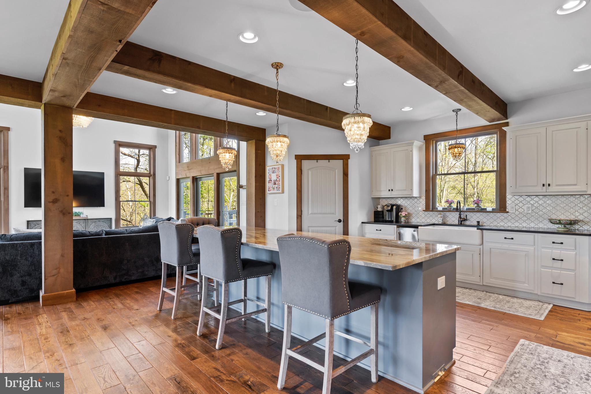 7111 FISHING CREEK VALLEY