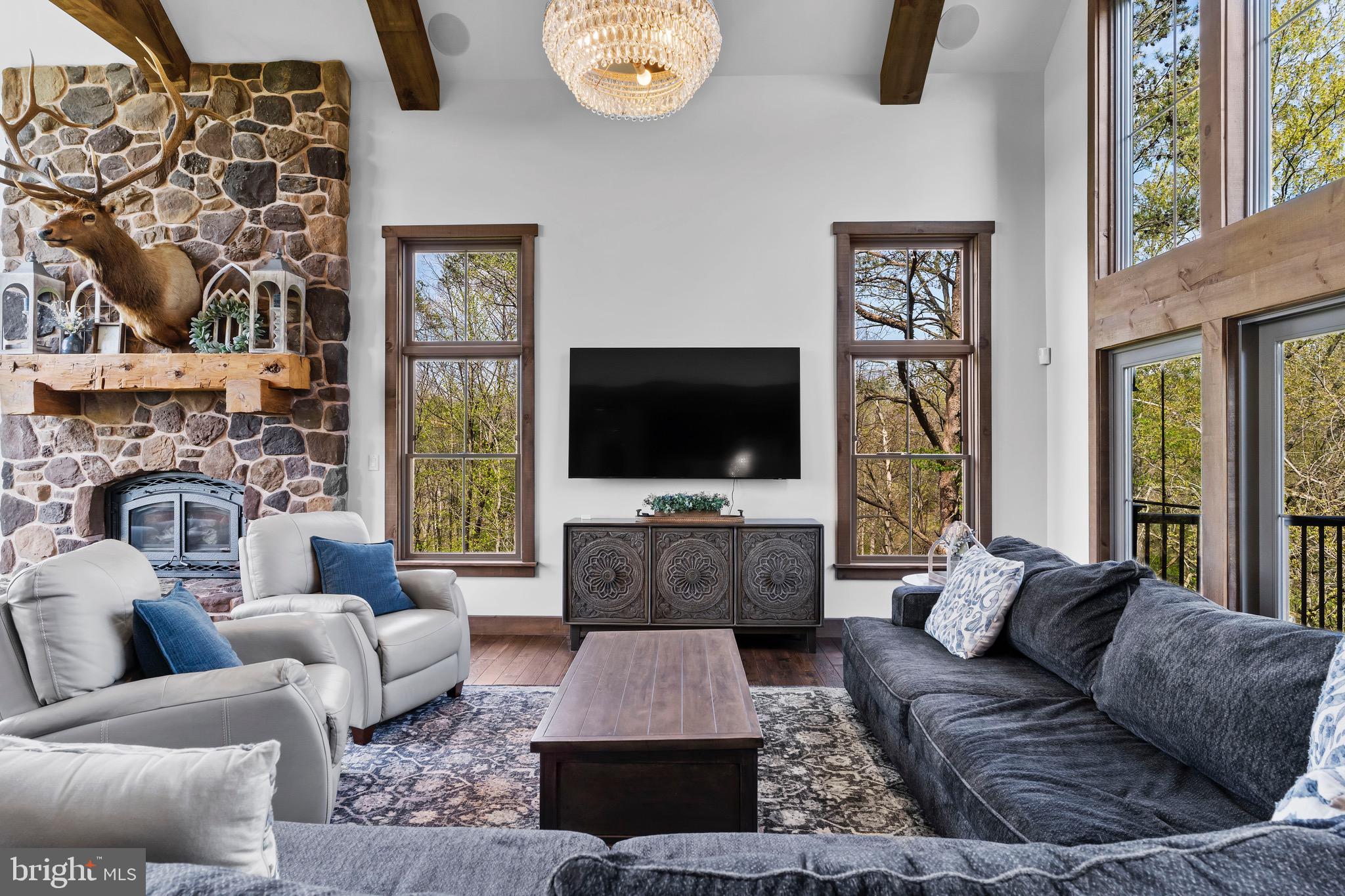 7111 FISHING CREEK VALLEY