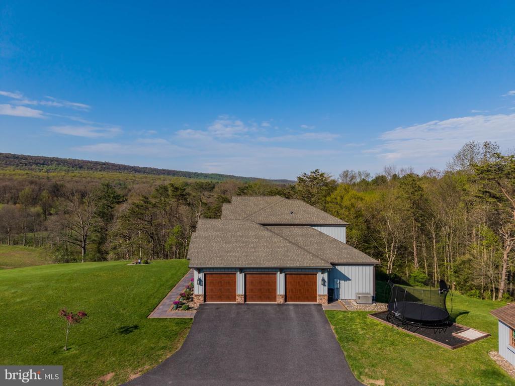 7111 FISHING CREEK VALLEY