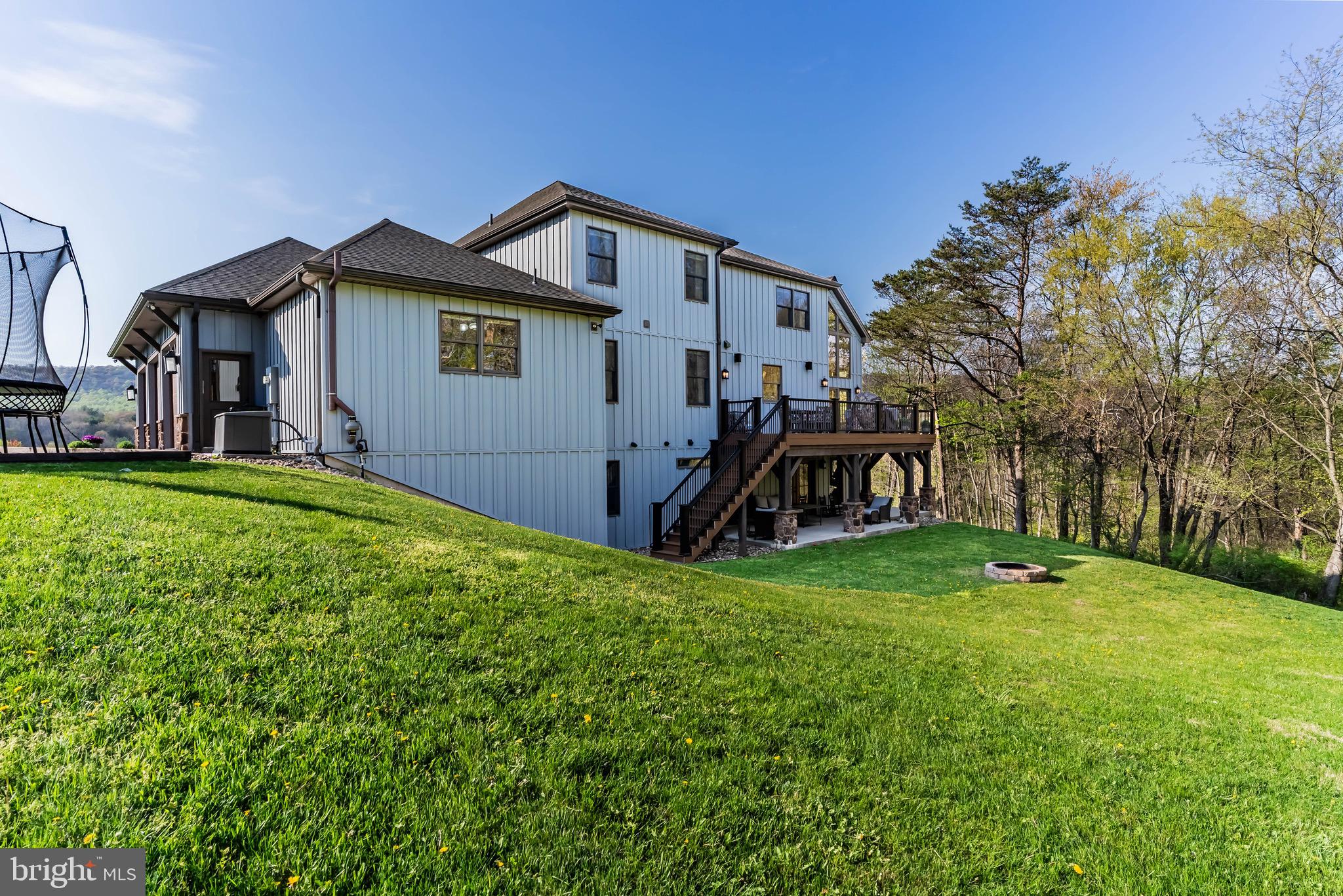 7111 FISHING CREEK VALLEY