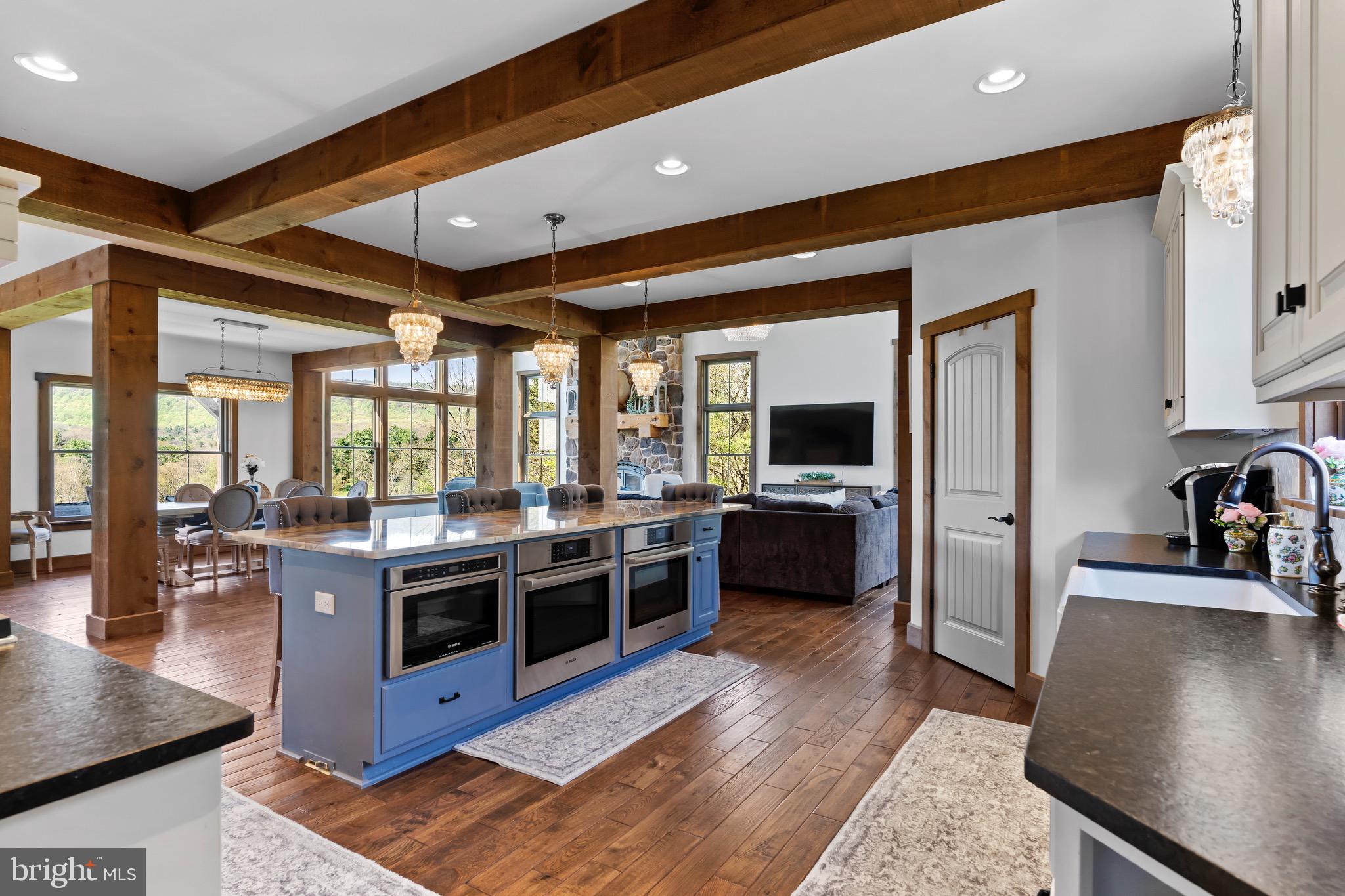 7111 FISHING CREEK VALLEY