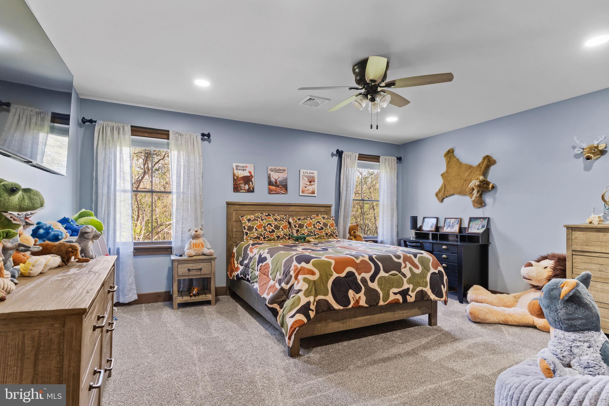 7111 FISHING CREEK VALLEY