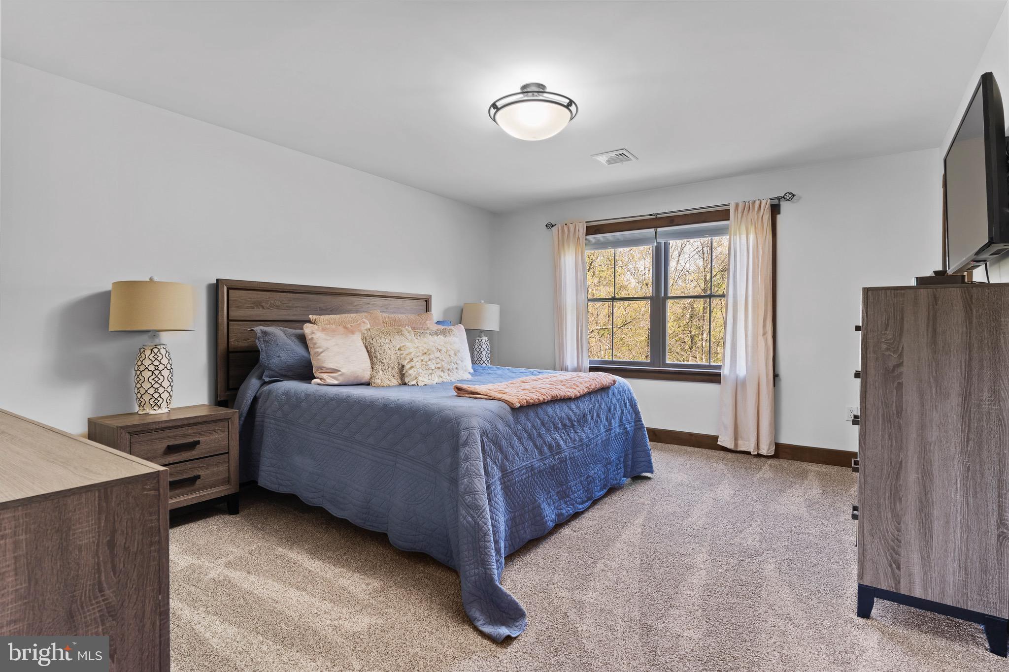 7111 FISHING CREEK VALLEY