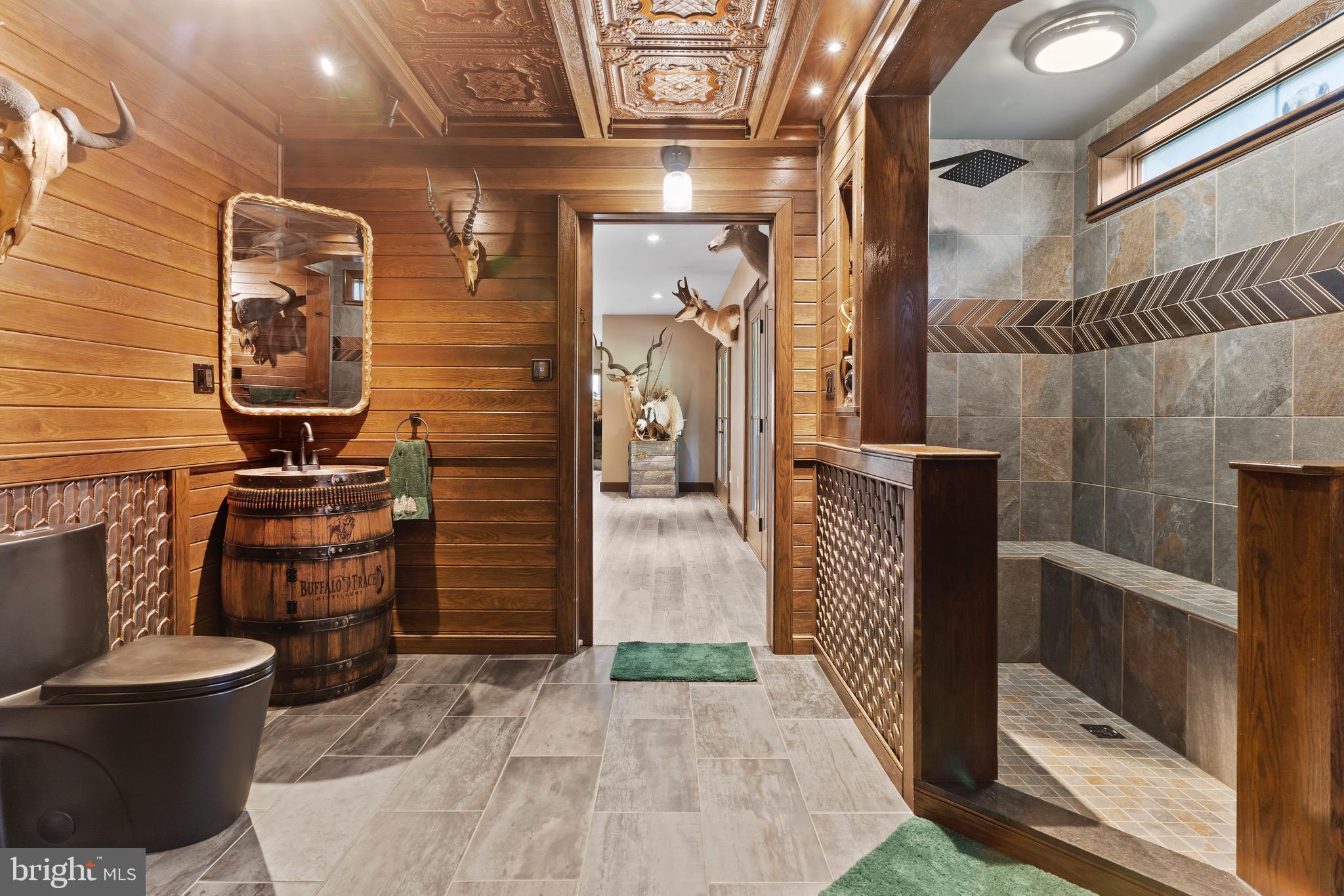 7111 FISHING CREEK VALLEY