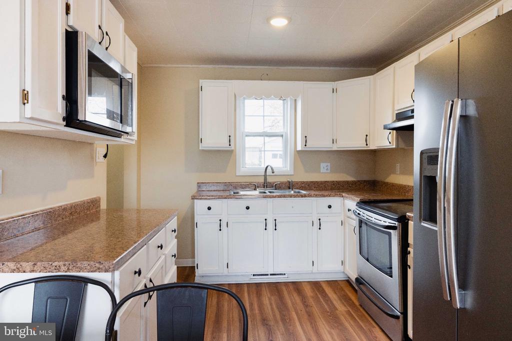206 BEAVER ROAD