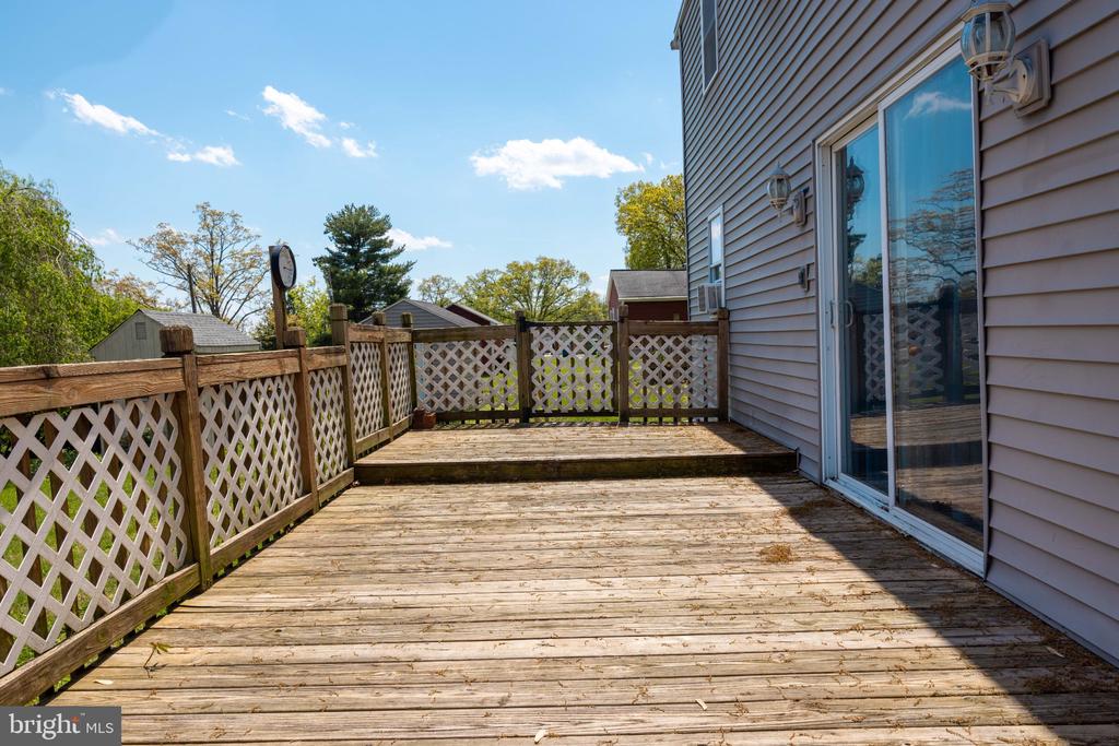 206 BEAVER ROAD