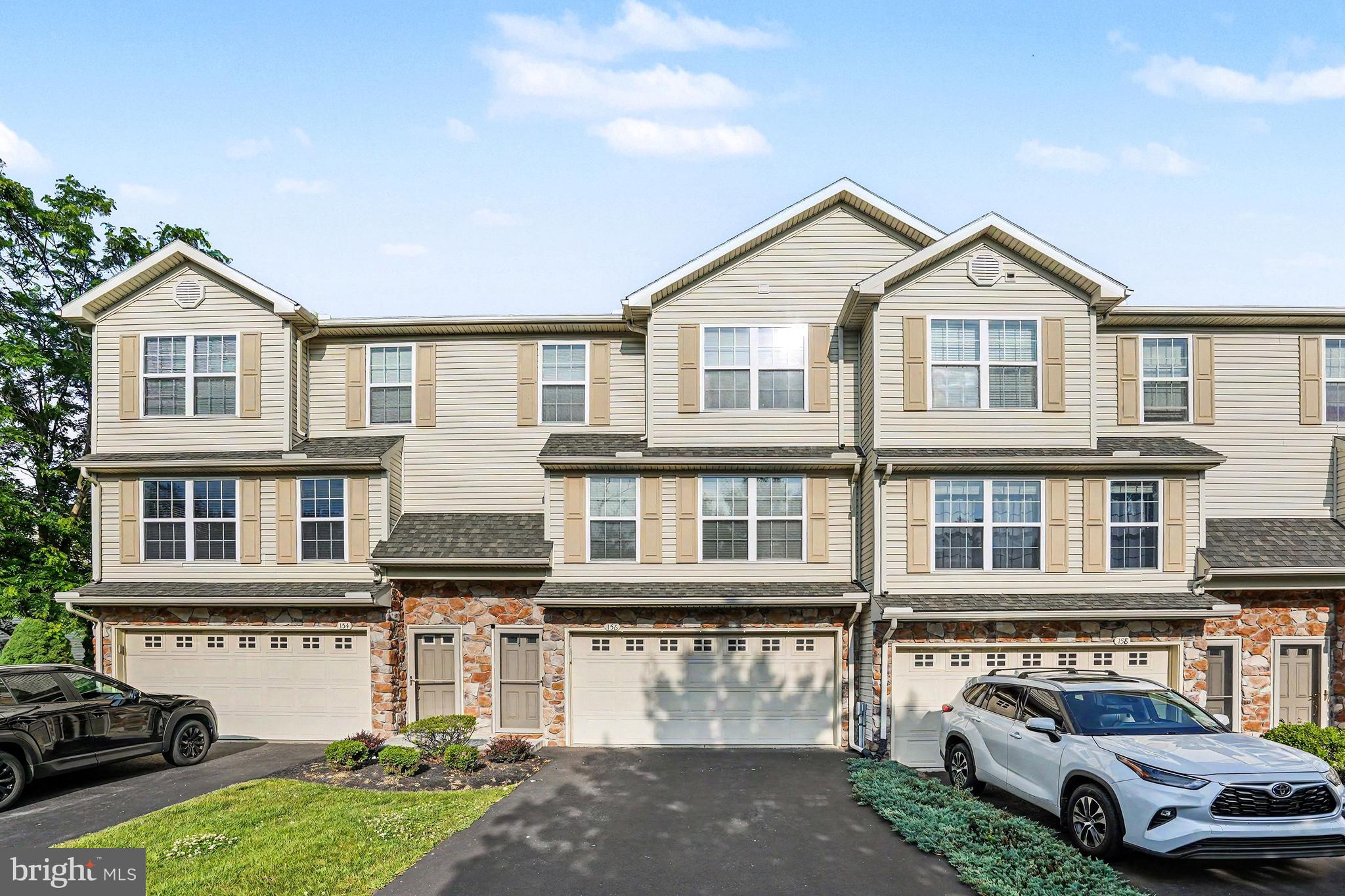 156 MAPLETON BOULEVARD