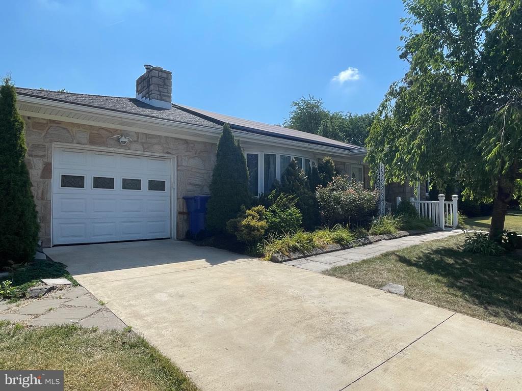 508 ALDEN STREET