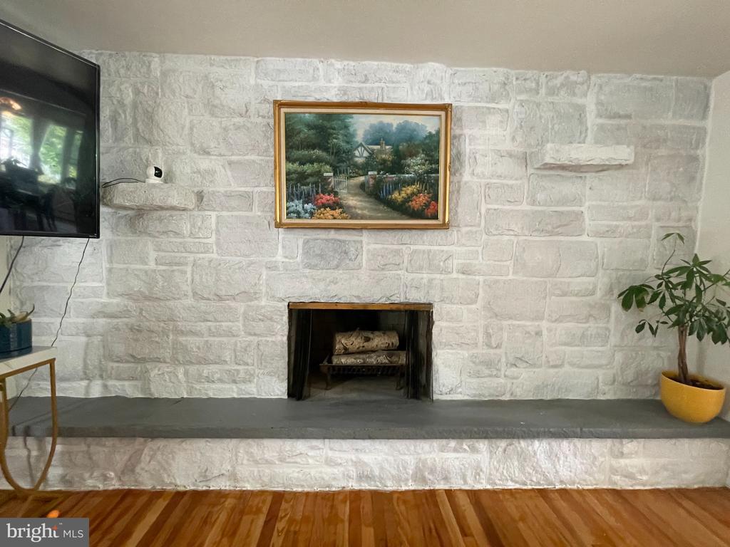 508 ALDEN STREET
