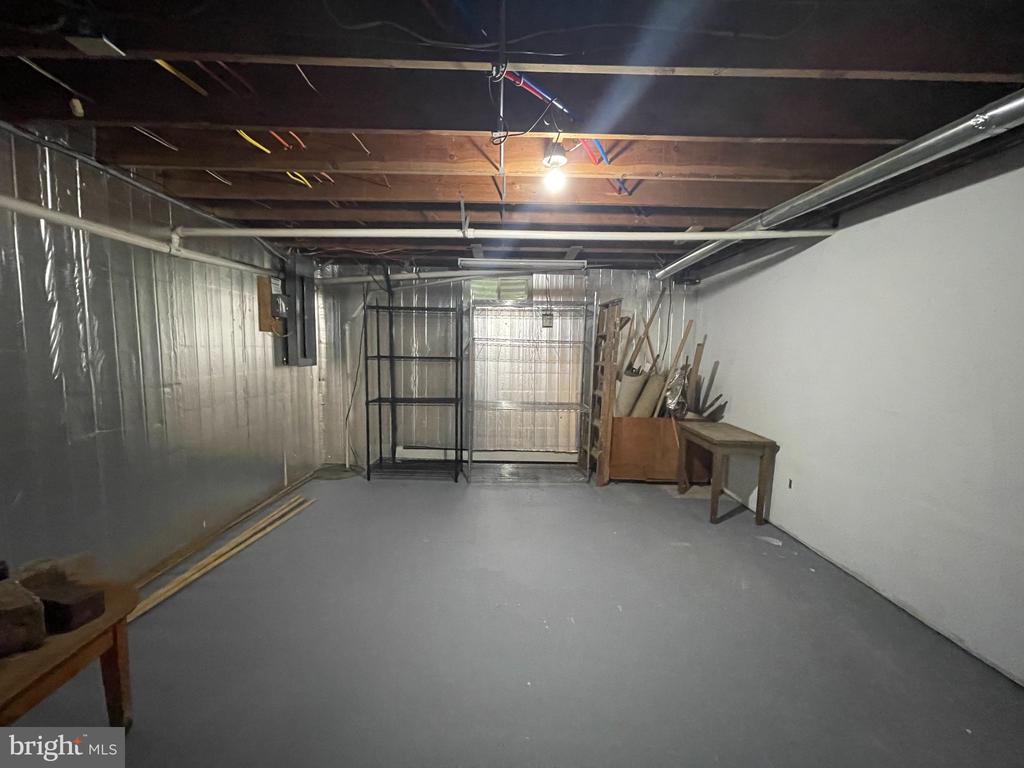 508 ALDEN STREET
