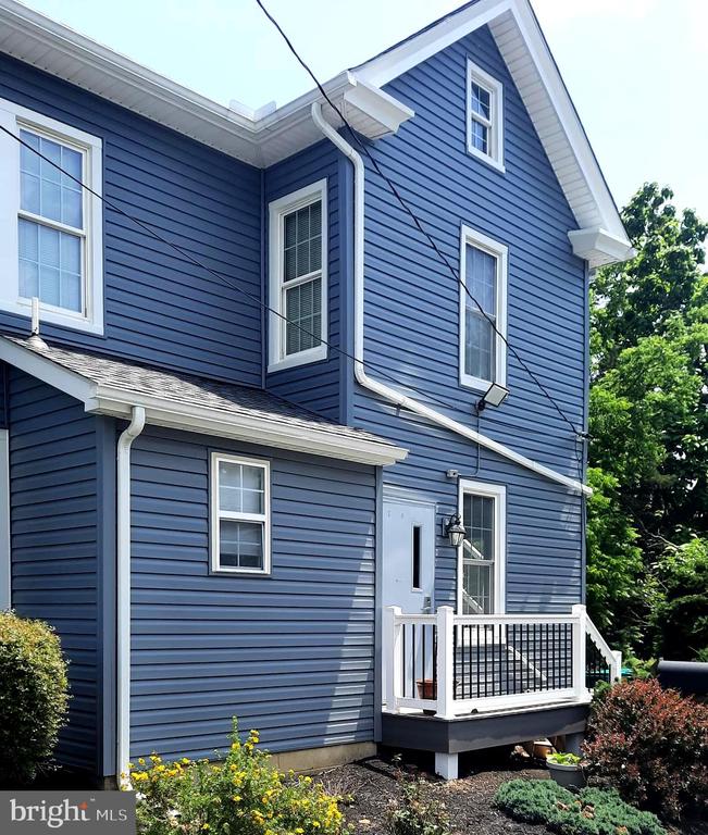 3971 LINGLESTOWN ROAD