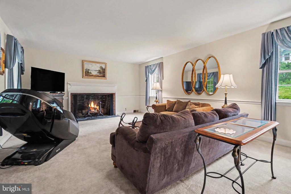 2201 BELLEVUE ROAD