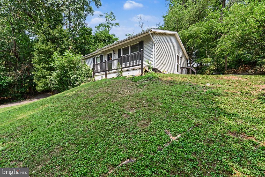 1241 RIVERVIEW ROAD