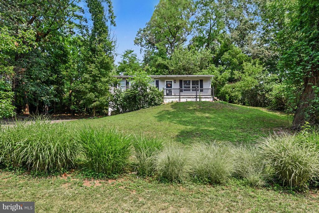 1241 RIVERVIEW ROAD
