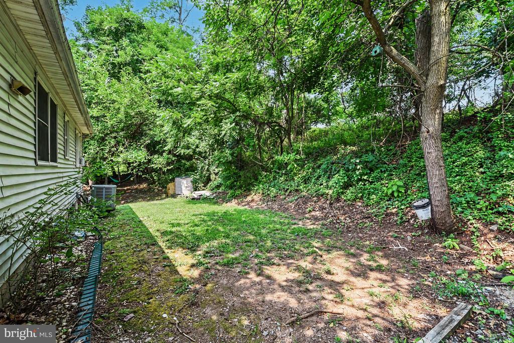 1241 RIVERVIEW ROAD