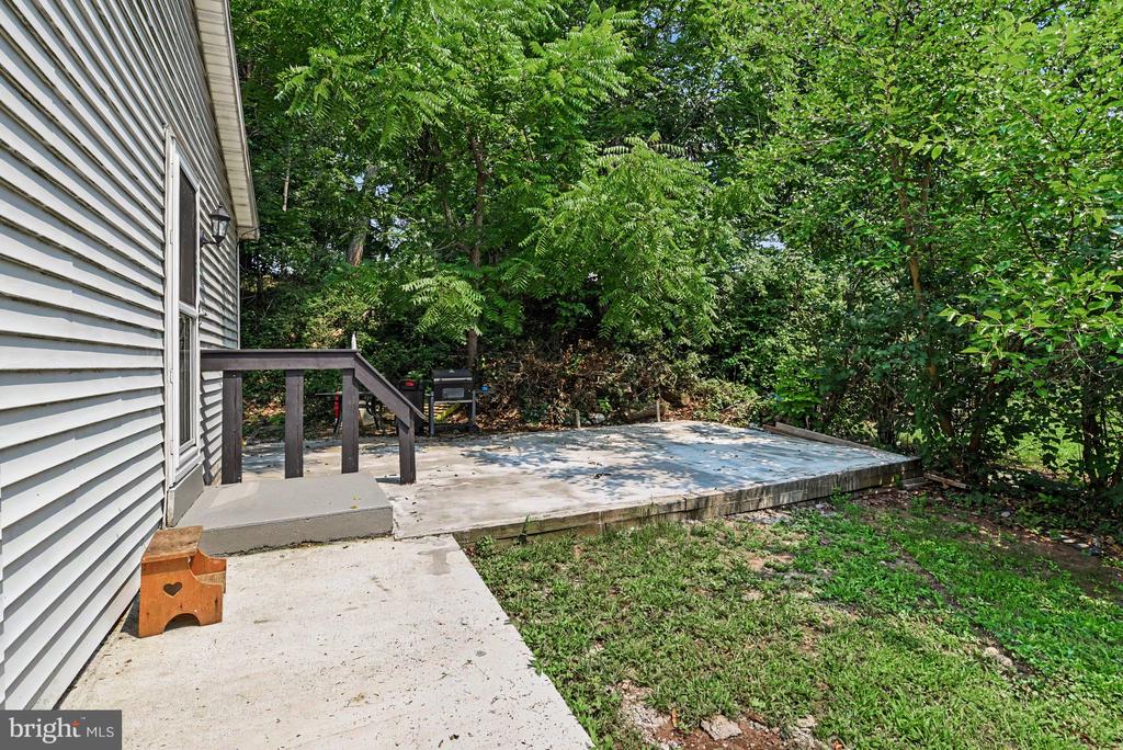 1241 RIVERVIEW ROAD