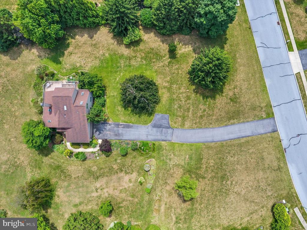 656 HOFFMAN DRIVE