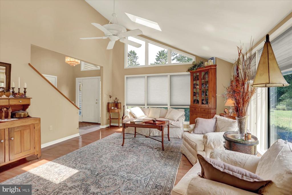656 HOFFMAN DRIVE
