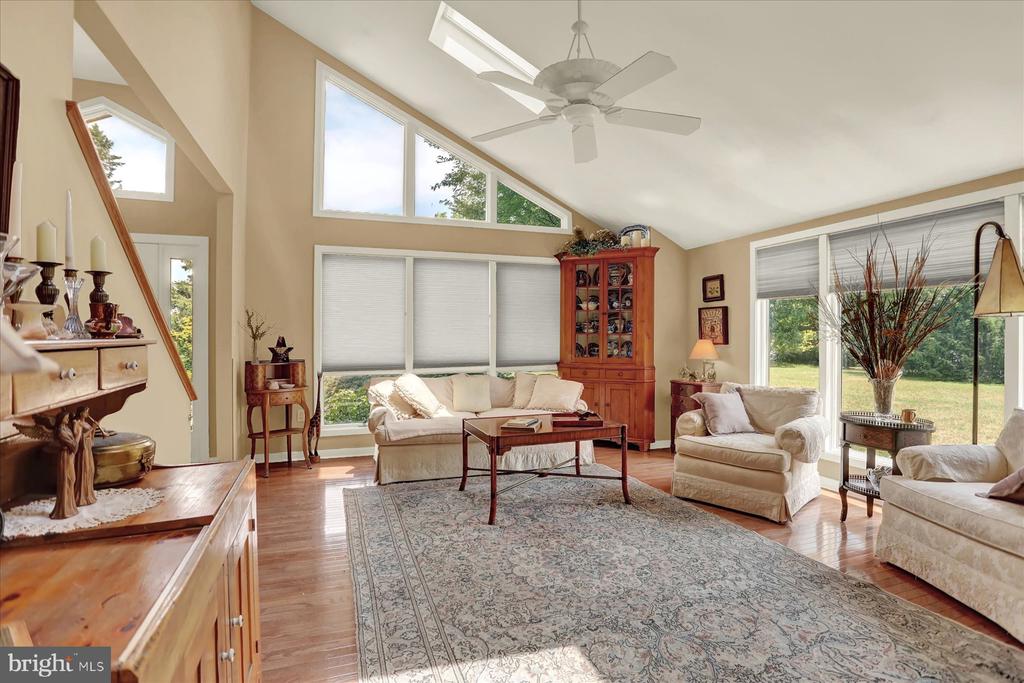 656 HOFFMAN DRIVE