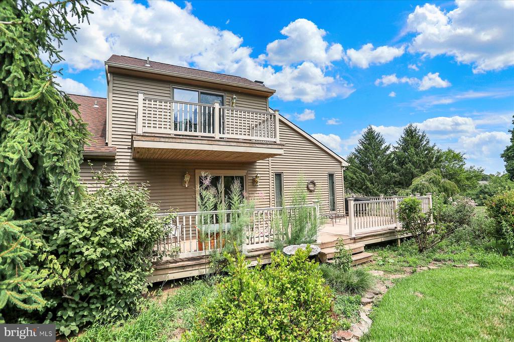 656 HOFFMAN DRIVE