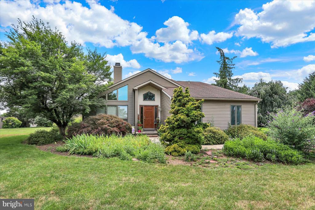 656 HOFFMAN DRIVE