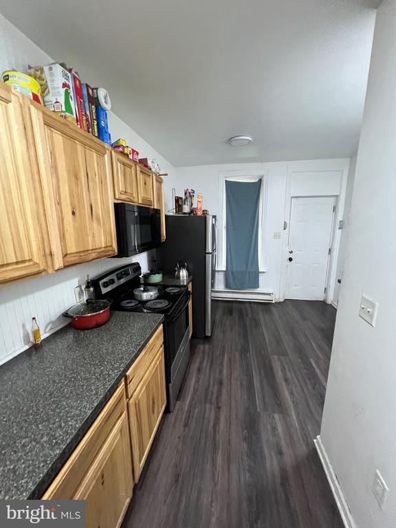 2417 REEL STREET