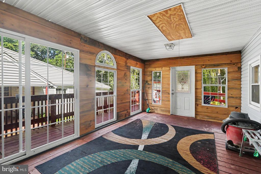 834 OBERLIN ROAD