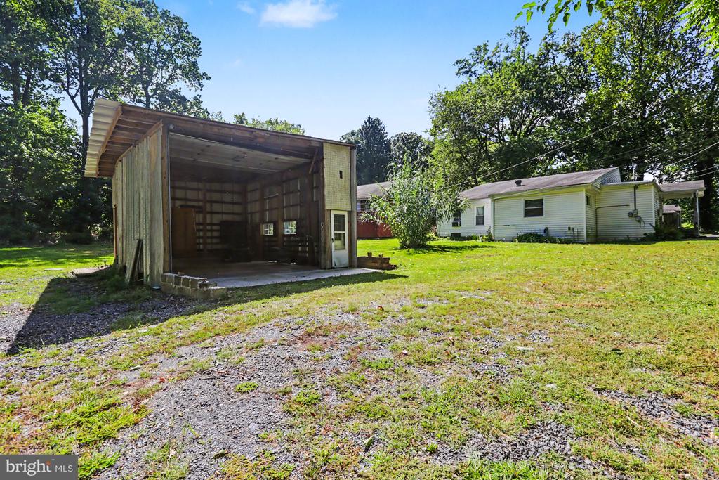 834 OBERLIN ROAD
