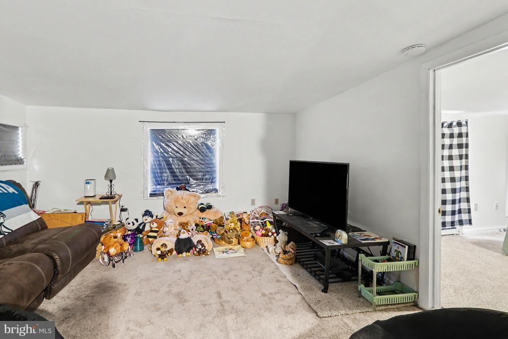 834 OBERLIN ROAD