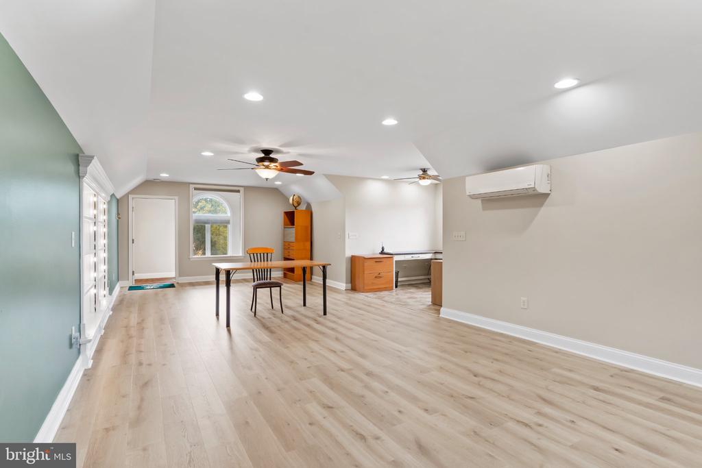 701 BLUE MOUNTAIN PARKWAY