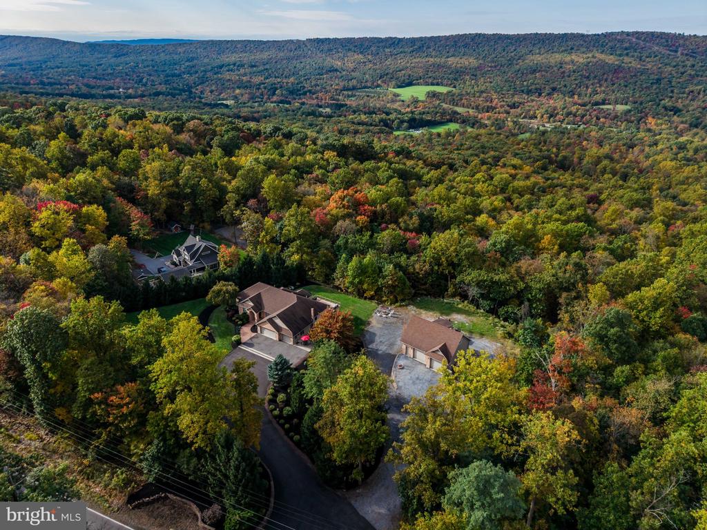 701 BLUE MOUNTAIN PARKWAY
