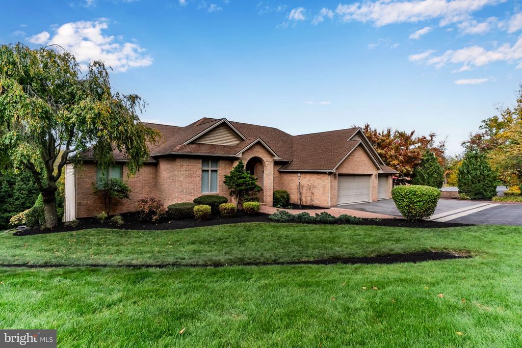 701 BLUE MOUNTAIN PARKWAY