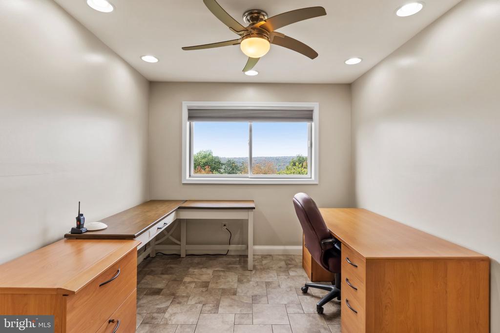 701 BLUE MOUNTAIN PARKWAY