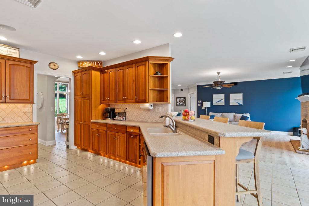 701 BLUE MOUNTAIN PARKWAY