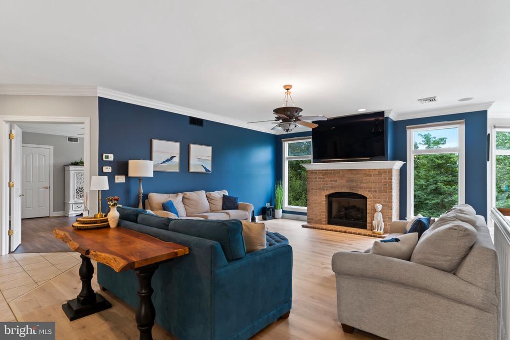 701 BLUE MOUNTAIN PARKWAY