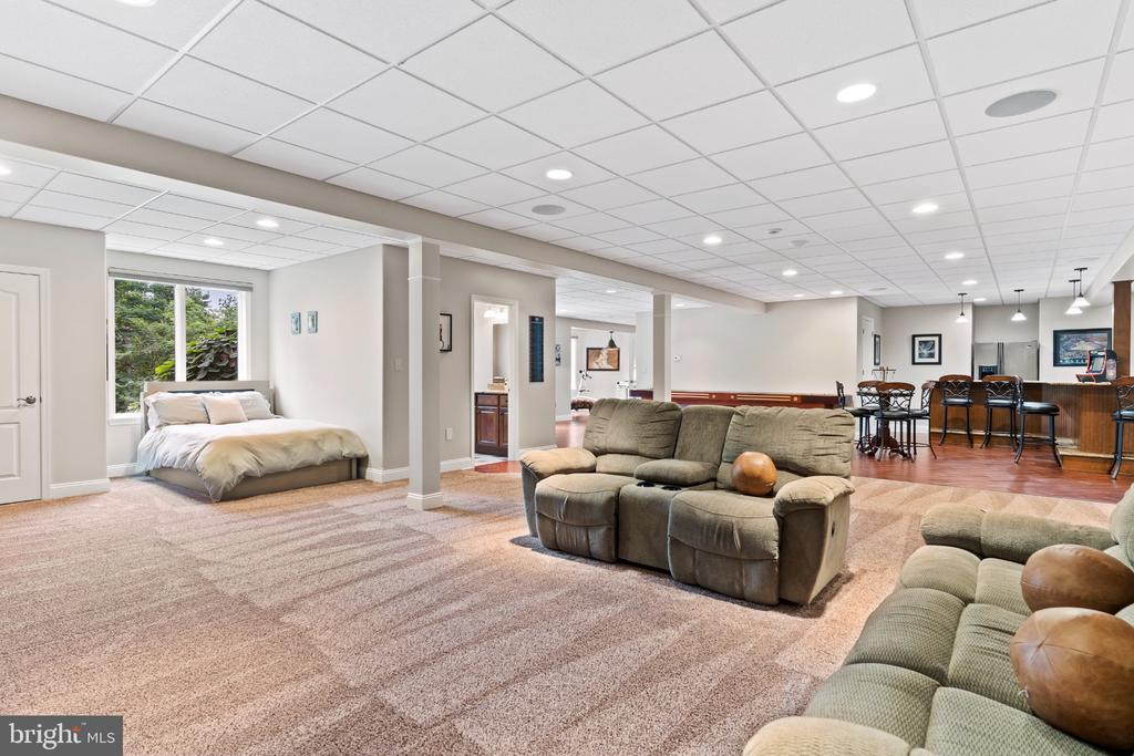 701 BLUE MOUNTAIN PARKWAY
