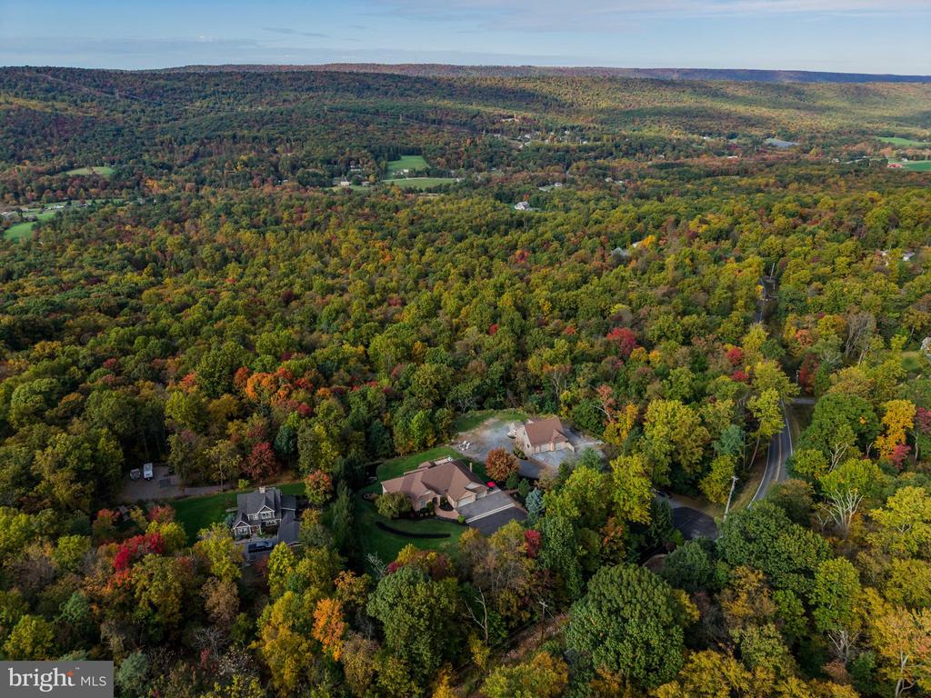 701 BLUE MOUNTAIN PARKWAY